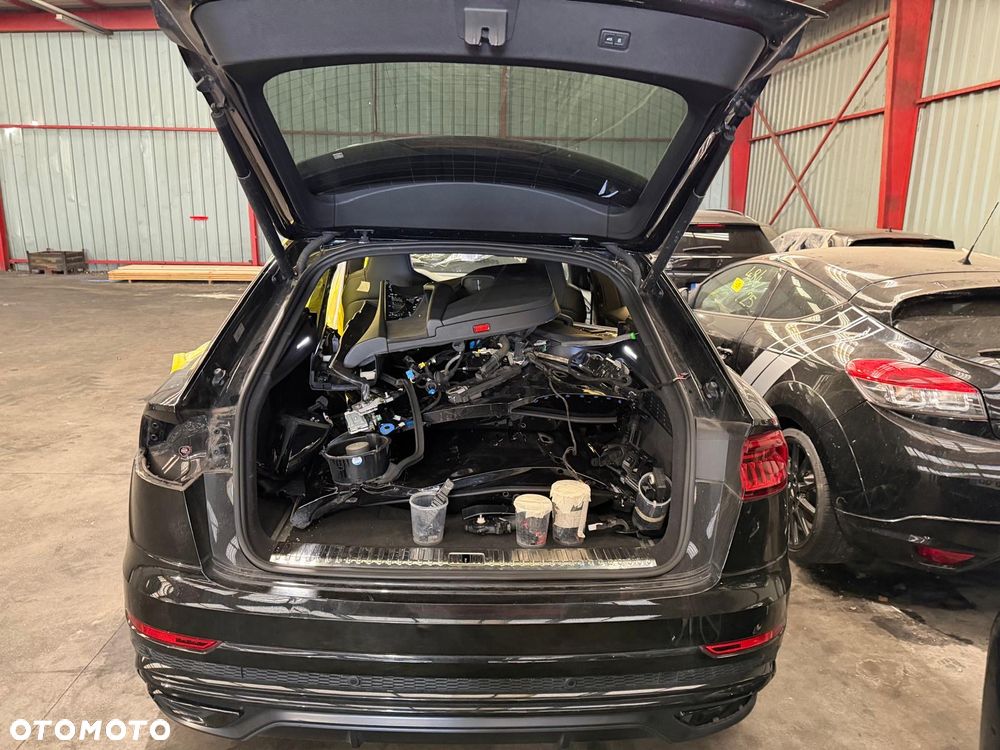 Audi Q8 60 TFSIe quattro tiptronic - 18