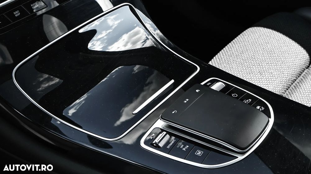 Mercedes-Benz GLC - 23