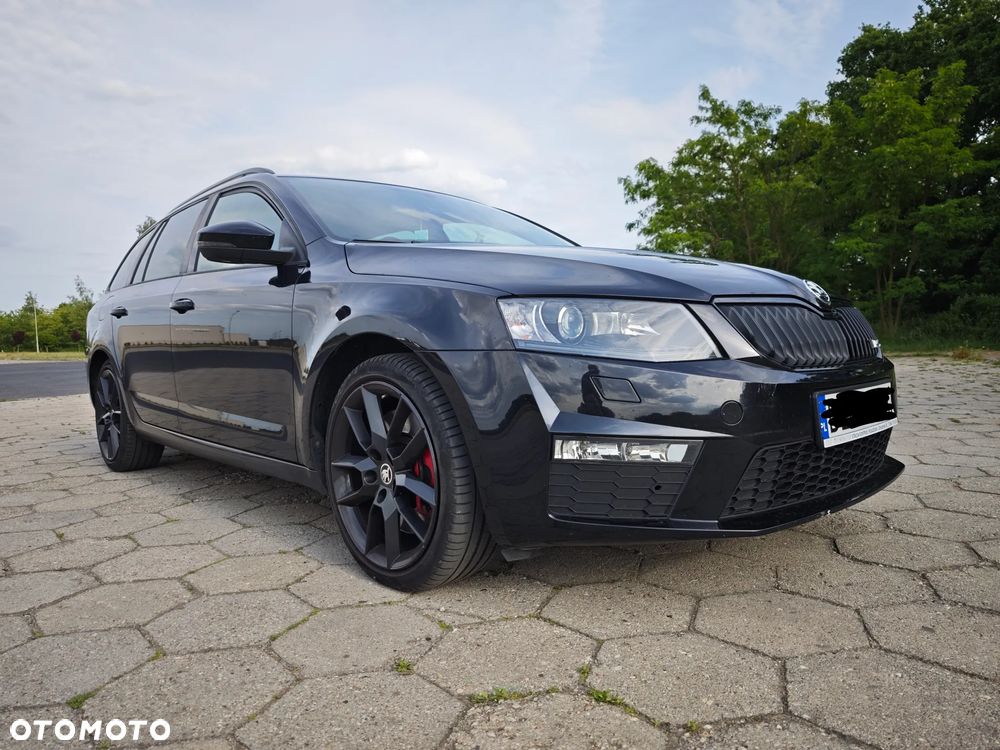 Skoda Octavia 2.0 TDI RS DSG - 2