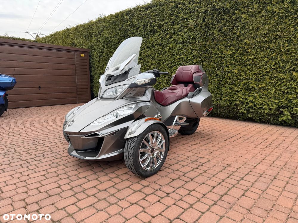 Can-Am Spyder - 1