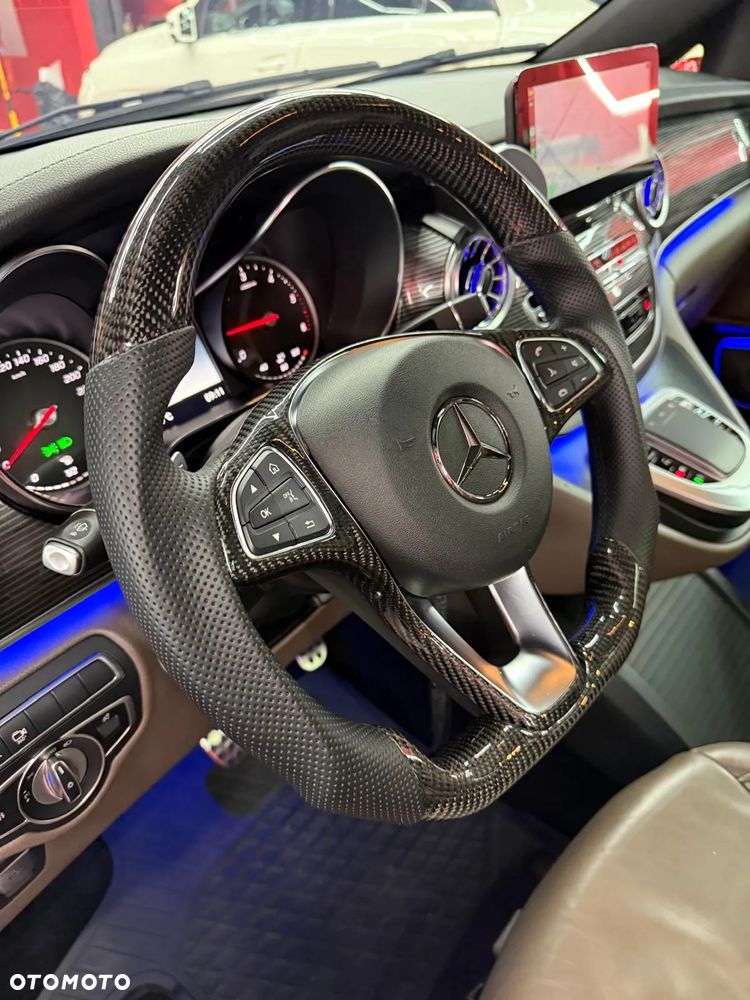 Mercedes-Benz Klasa V 300 d 4-Matic Avantgarde 9G-Tronic (d³ugi) - 27