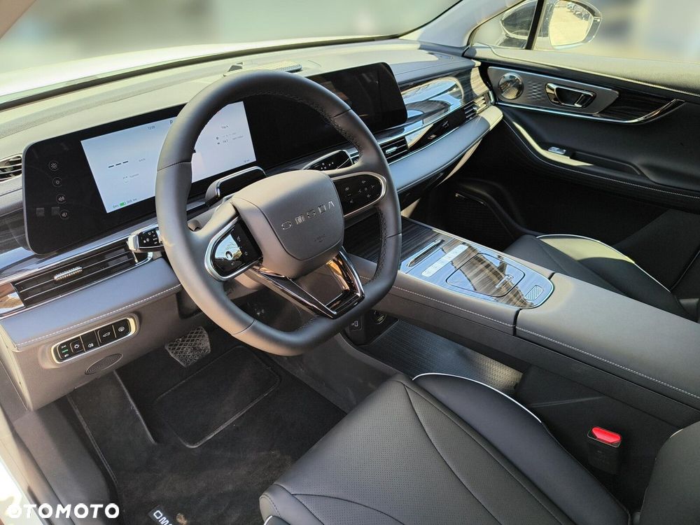 Omoda E5 - 11