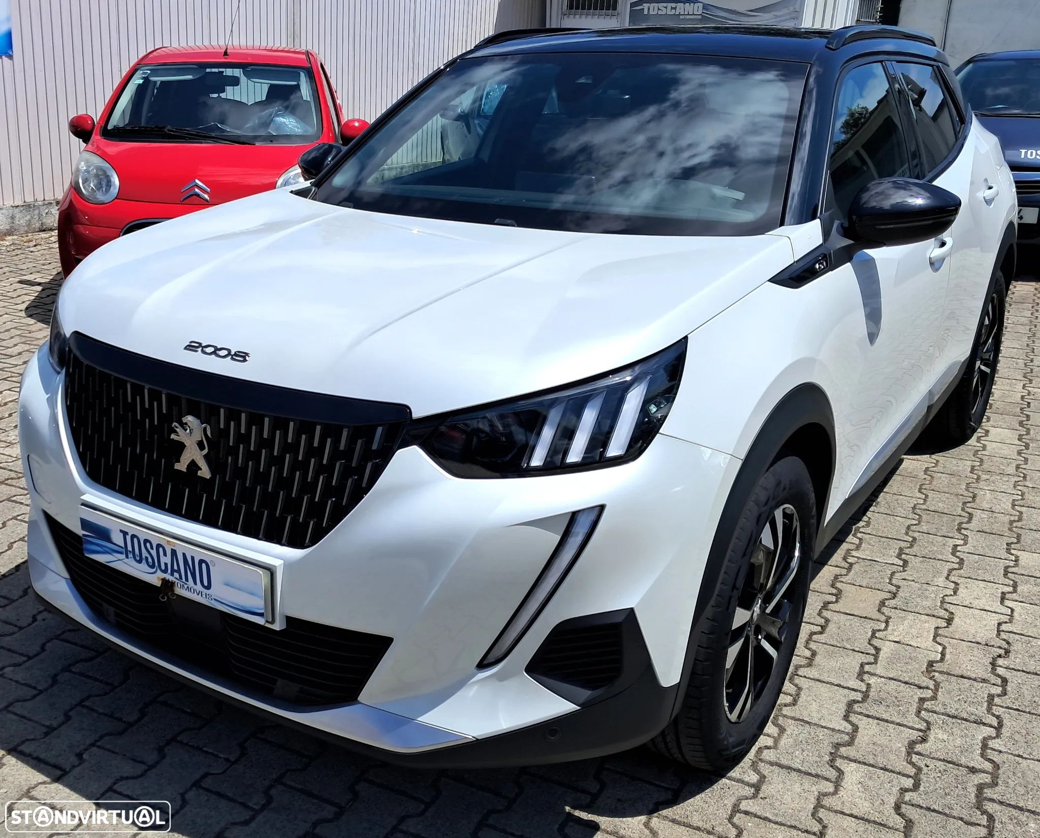 Peugeot 2008 1.2 PureTech GT - 1