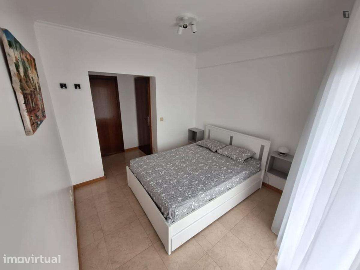 Apartamento com 2 quartos - localizado em Ponta delgada - Grande imagem: 4/12