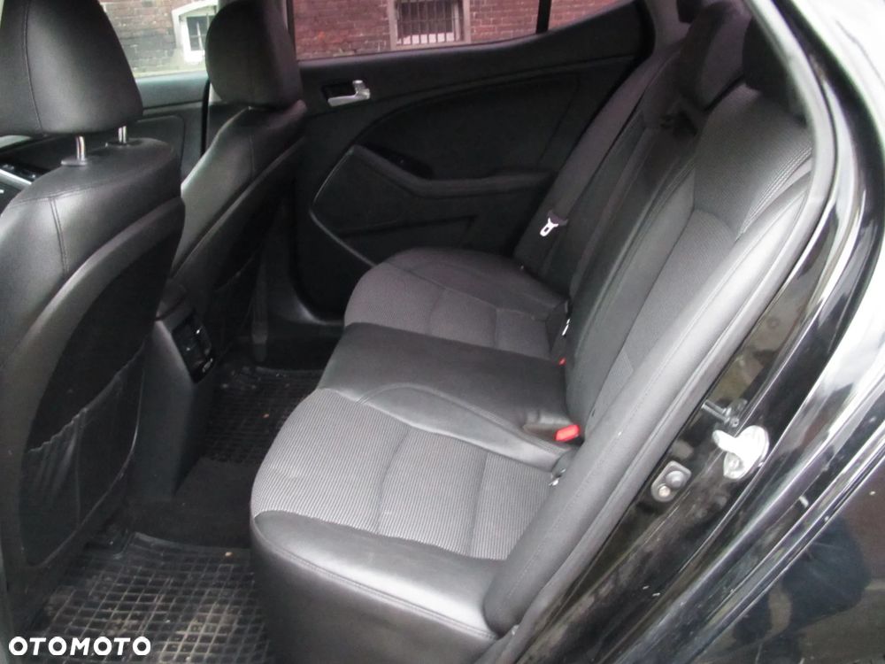 Kia Optima 1.7 CRDi L - 10