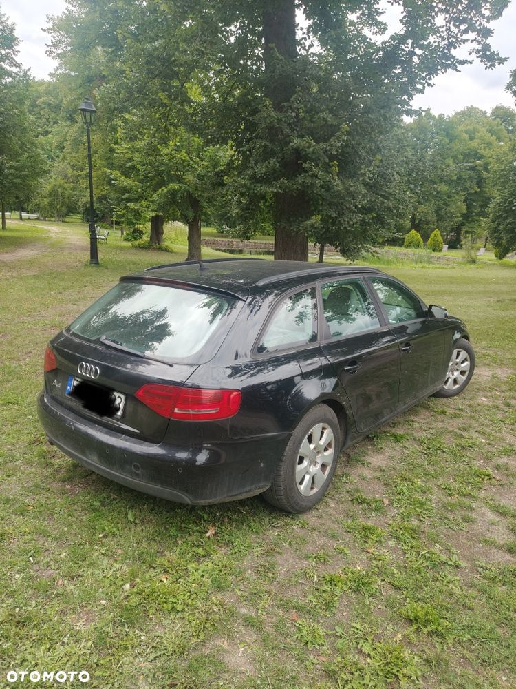 Audi A4 Avant - 1