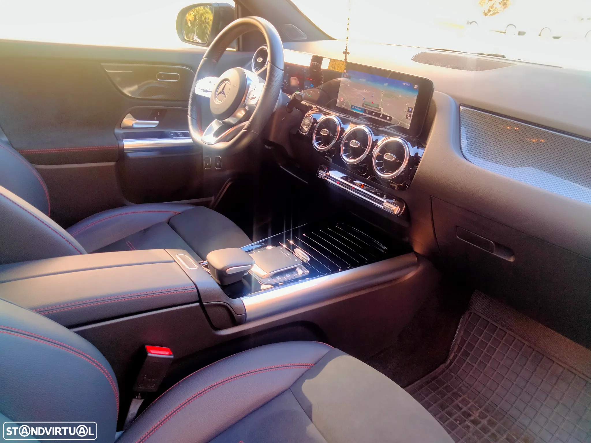 Mercedes-Benz GLA 250 e AMG Line - 14