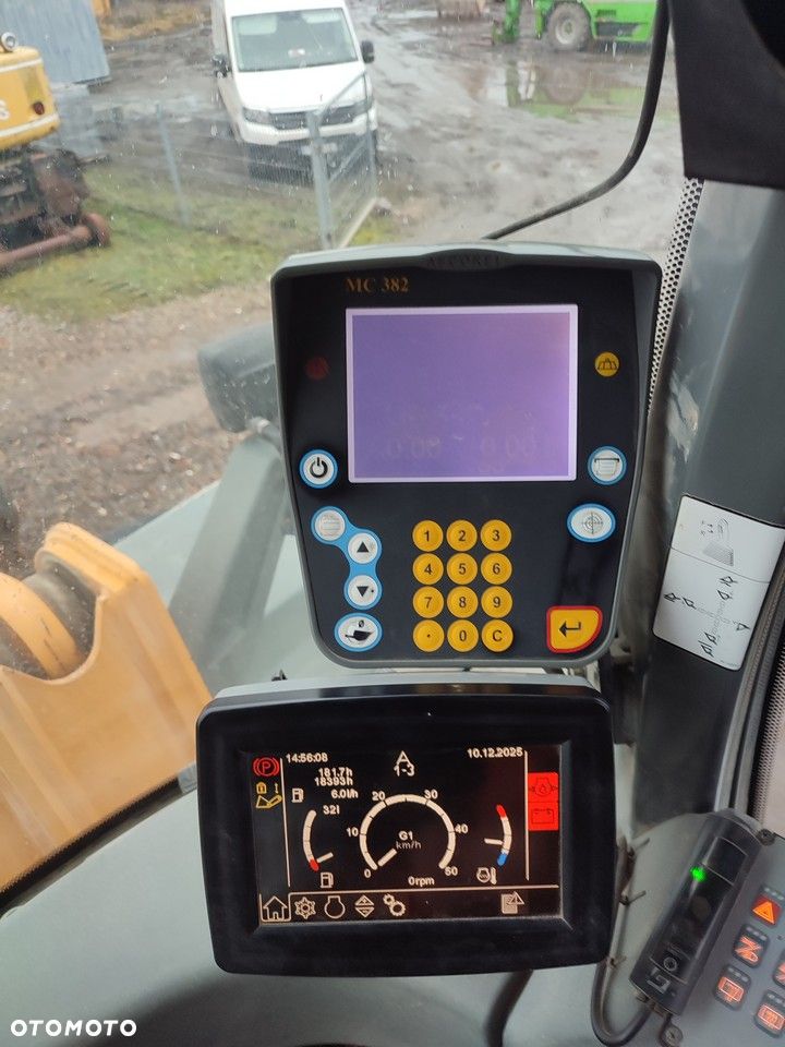 Liebherr L 566 2PLUS2 - 29