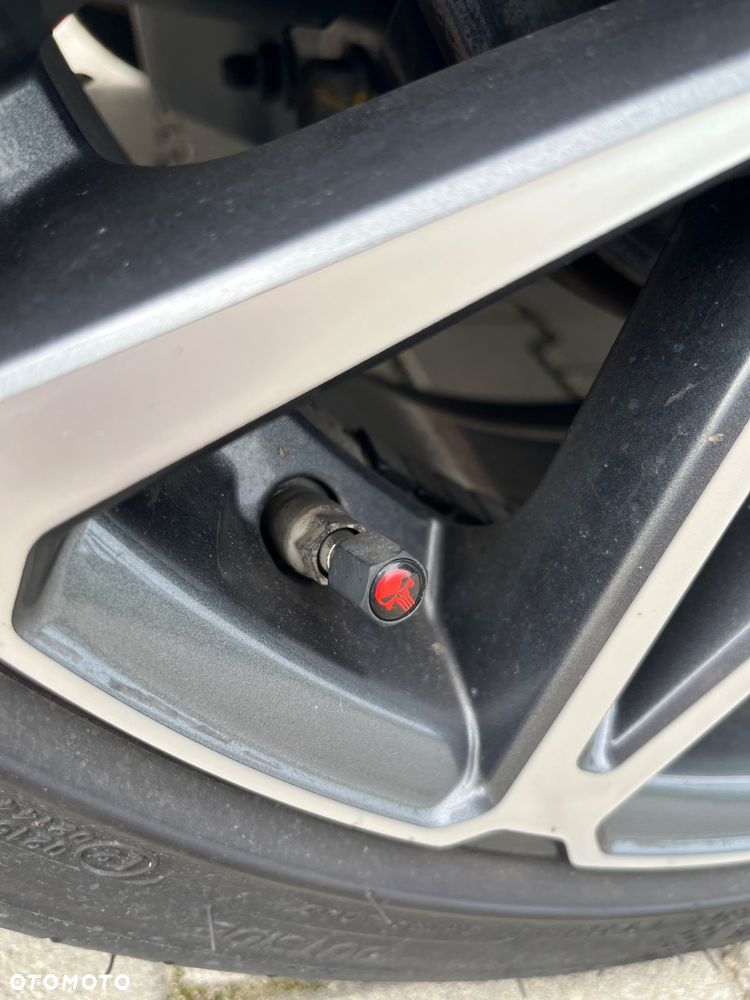 Kia ProCeed 1.6 T-GDI GT DCT - 22