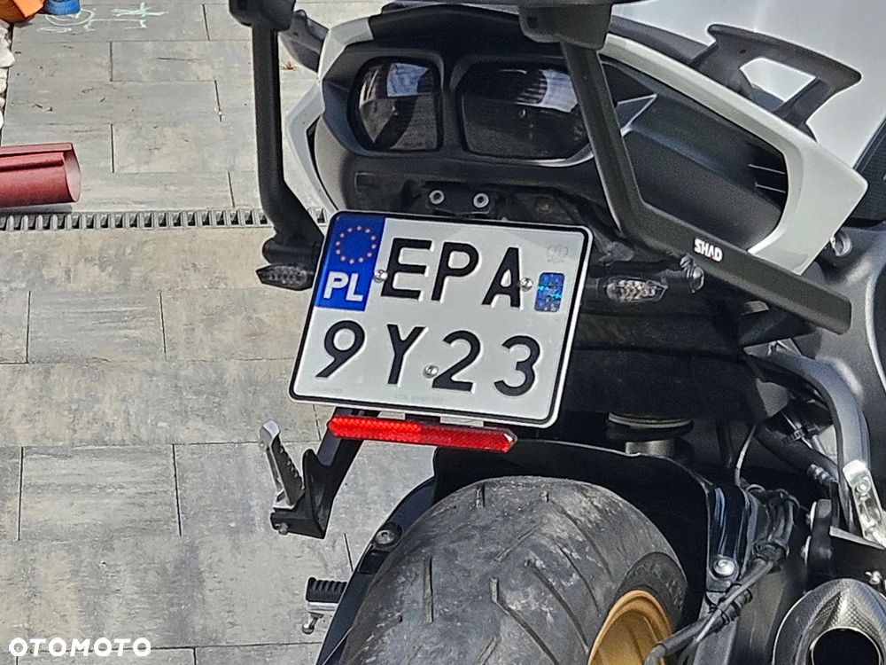 Yamaha FZ8 - 29