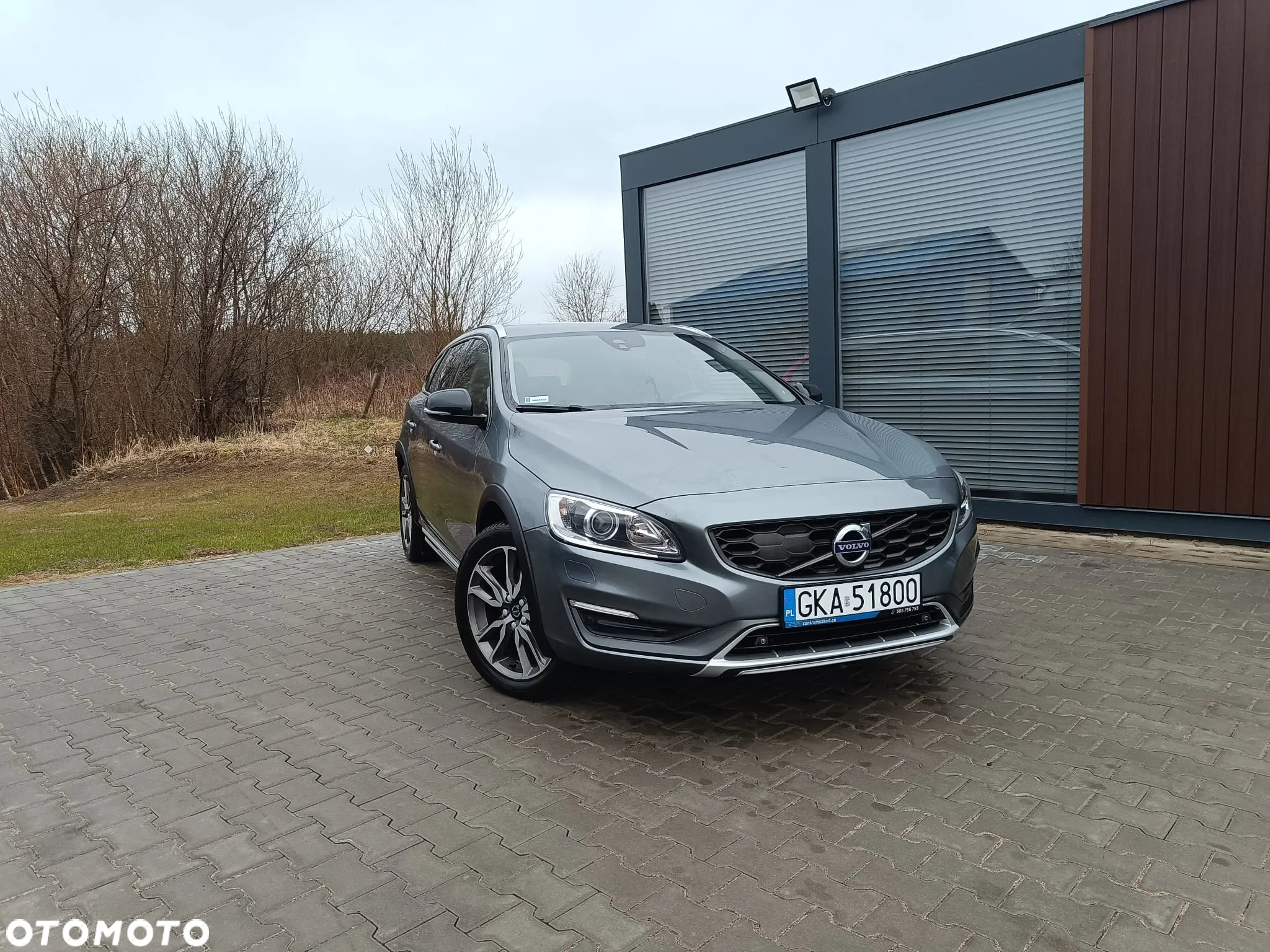 Volvo V60 D4 AWD Drive-E Summum - 3