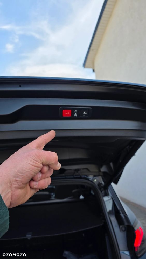 Peugeot 5008 BlueHDi 130 EAT8 GT - 24