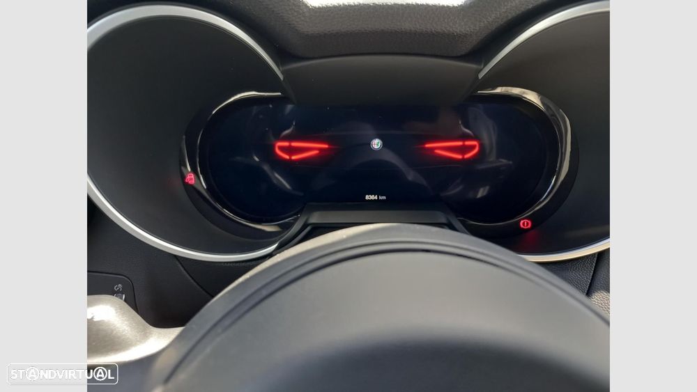 Alfa Romeo Stelvio 2.2 D Sprint Q4 AT8 - 37