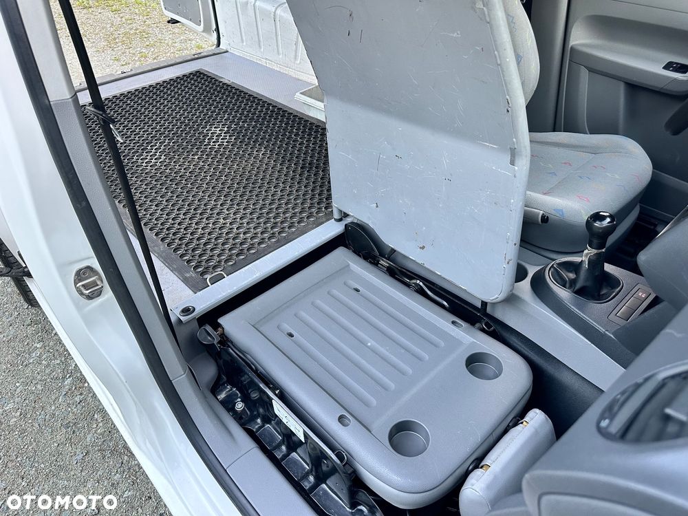 Volkswagen Caddy - 16
