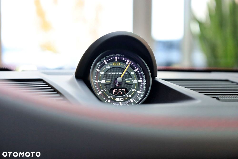 Porsche 911 - 16
