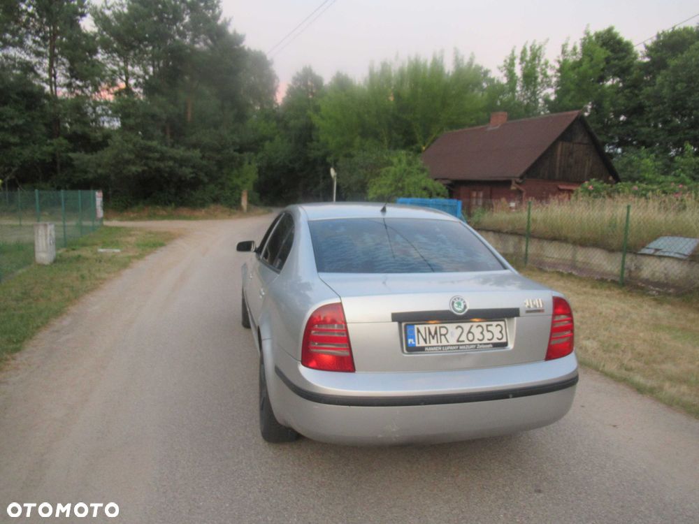 Skoda Superb - 4