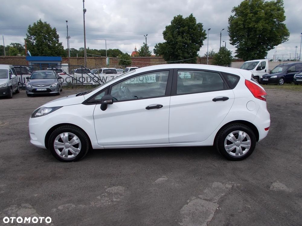 Ford Fiesta 1.25 Celebration - 6