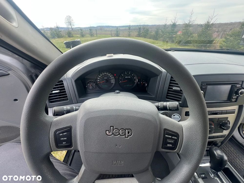 Jeep Grand Cherokee - 7