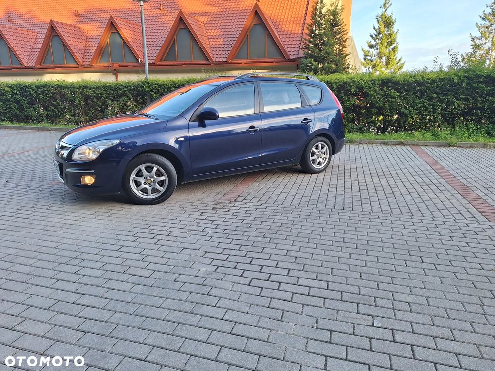 Hyundai i30 i30cw 1.6 Edition Plus - 11