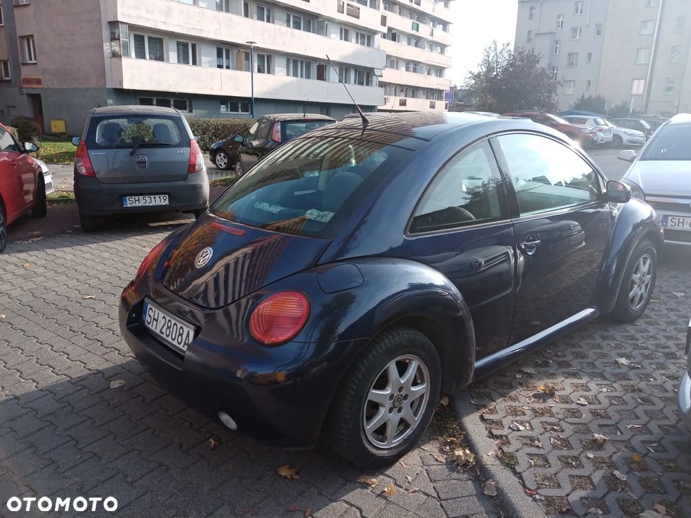 Volkswagen New Beetle - 9