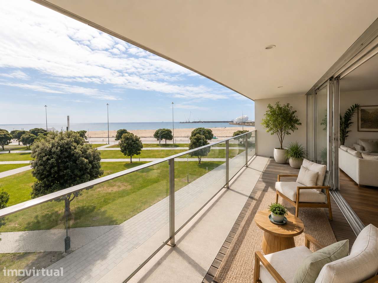 Apartamento T4 na 1ª Linha de Mar em frente à Praia de Matosinhos - Grande imagem: 2/30