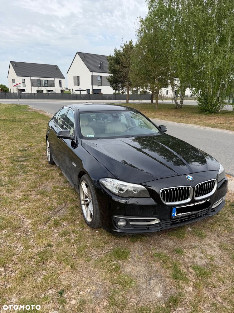 BMW Seria 5 520d xDrive - 2