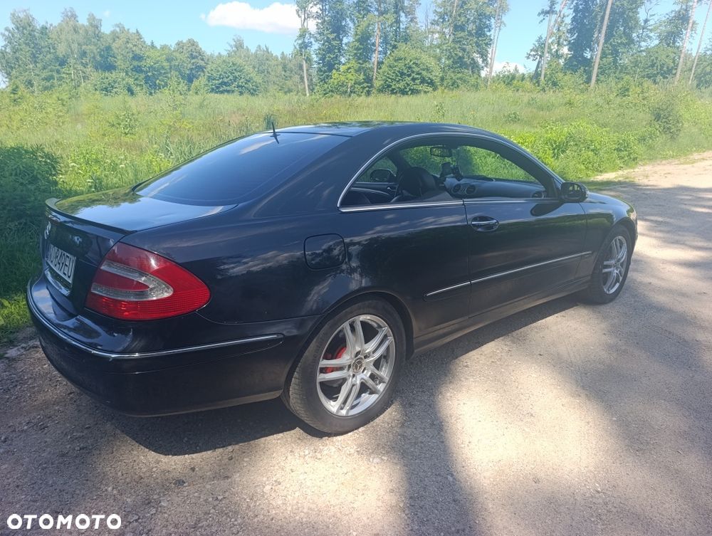 Mercedes-Benz CLK - 7