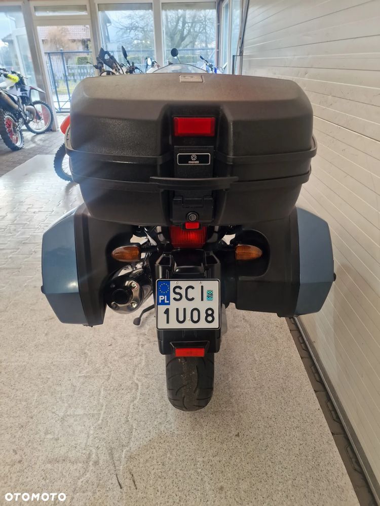 BMW K - 8