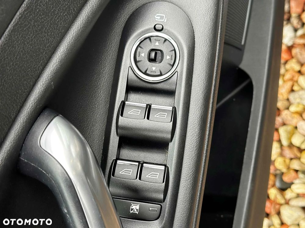 Ford Mondeo 2.0 T Titanium - 22