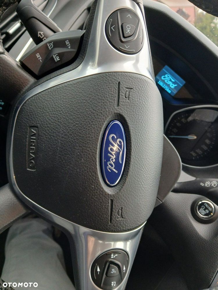 Ford Focus SW 1.6 EcoBoost Titanium - 18