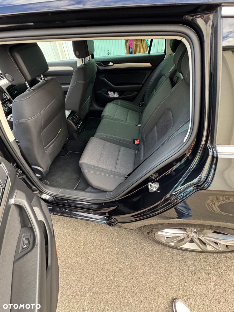 Volkswagen Passat 2.0 TDI SCR Business - 13