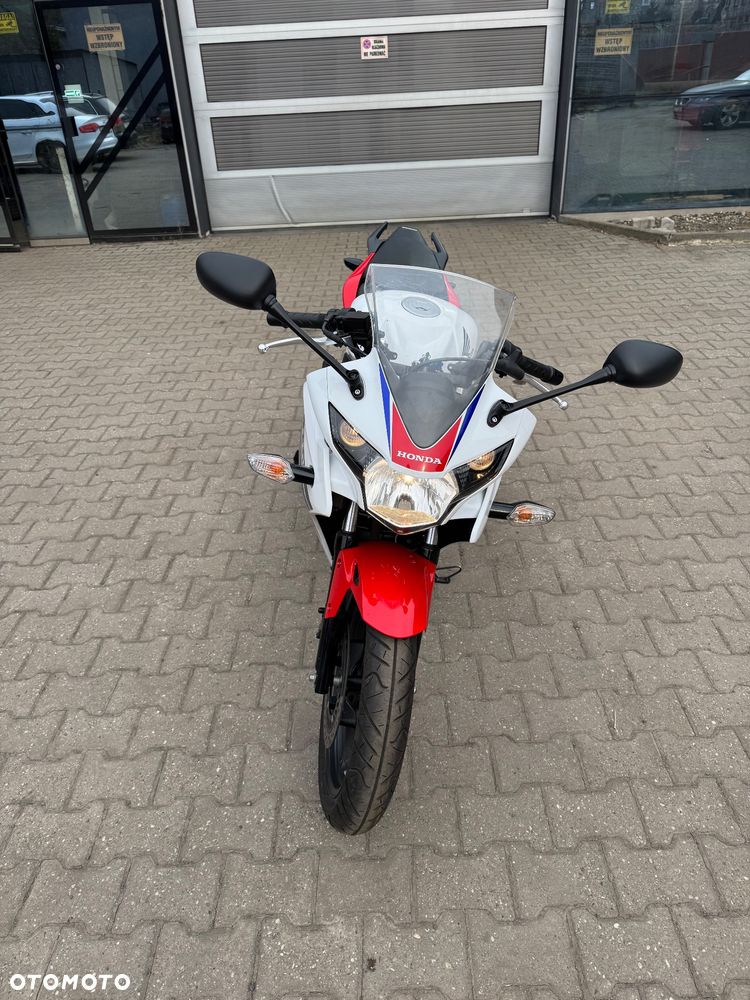 Honda CBR - 4