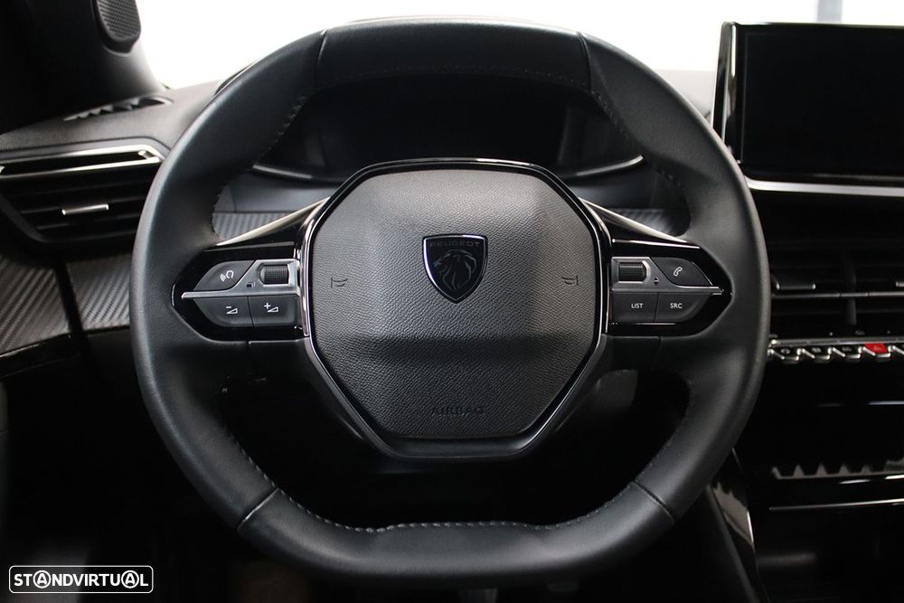 Peugeot 2008 1.2 PureTech Allure - 16
