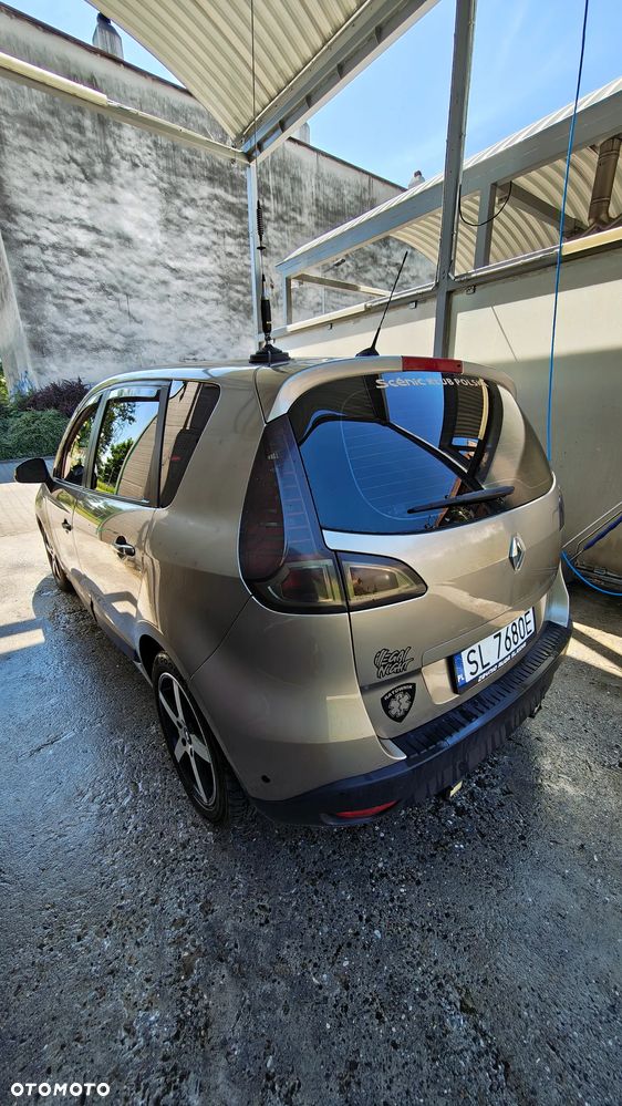 Renault Scenic - 10