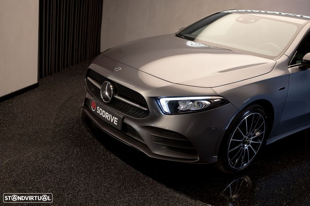 Mercedes-Benz A 250 e AMG Line - 5