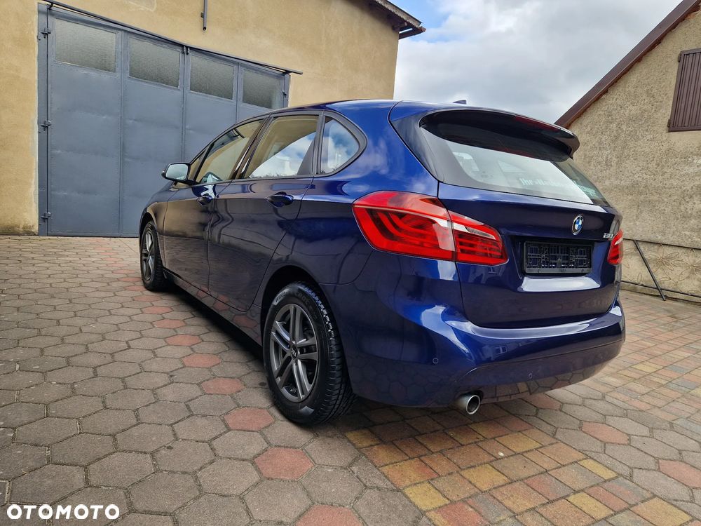 BMW Seria 2 218i - 7