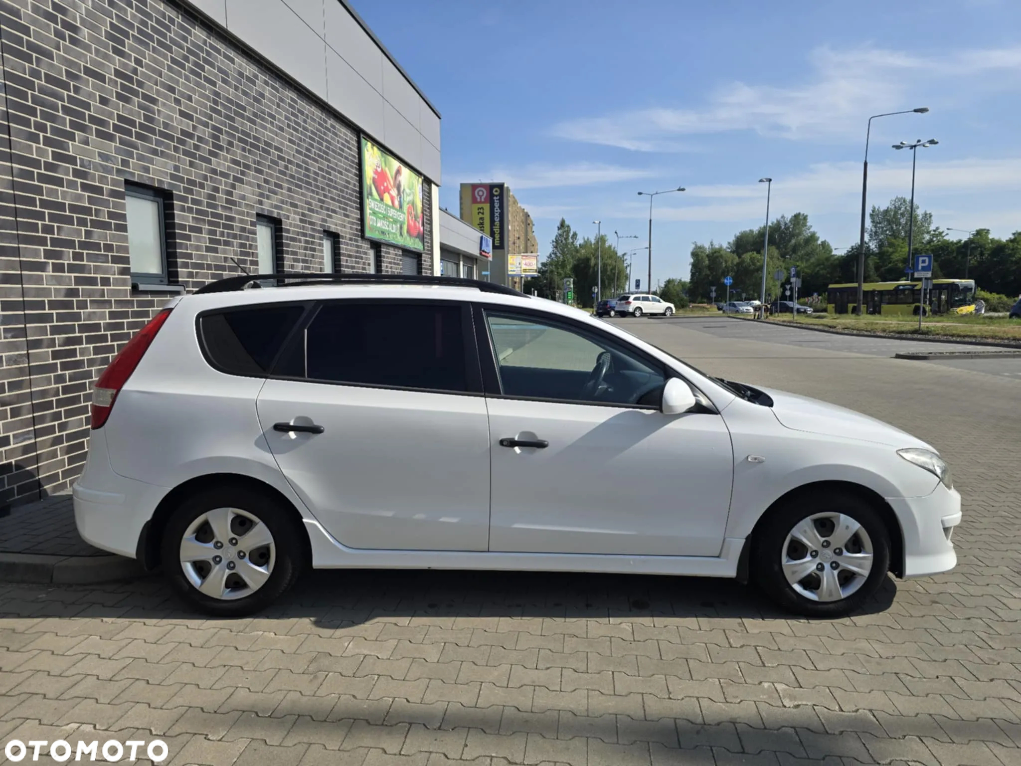 Hyundai i30 1.4 White Edition - 9