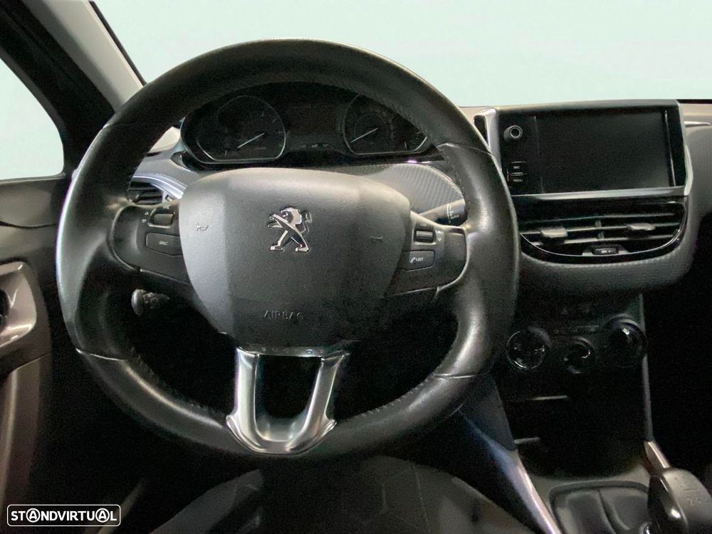 Peugeot 2008 1.2 PureTech Active - 10