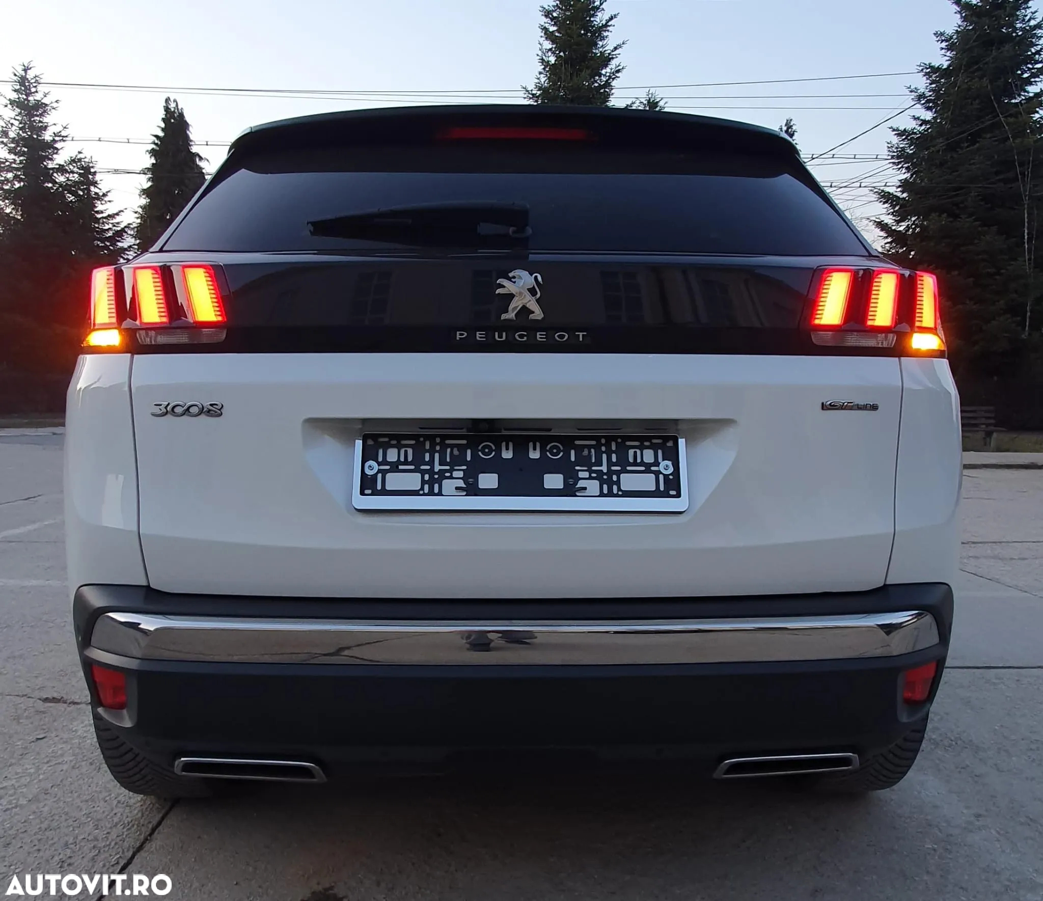 Peugeot 3008 1.2 PureTech Turbo S&S GT-Line - 38