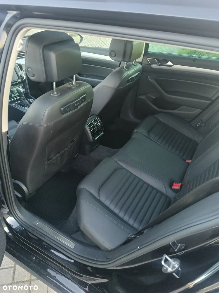 Volkswagen Passat 2.0 TDI SCR (BlueMotion Technology) DSG Highline - 23