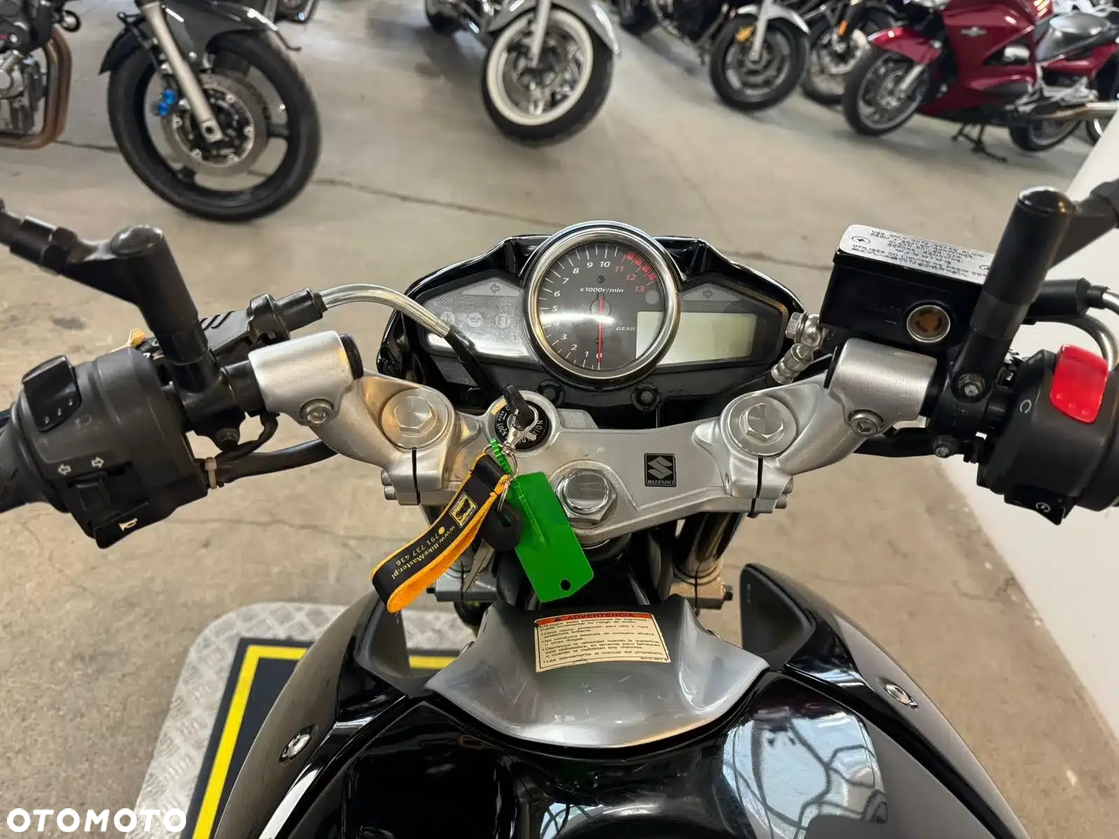 Suzuki GW 250 - 21