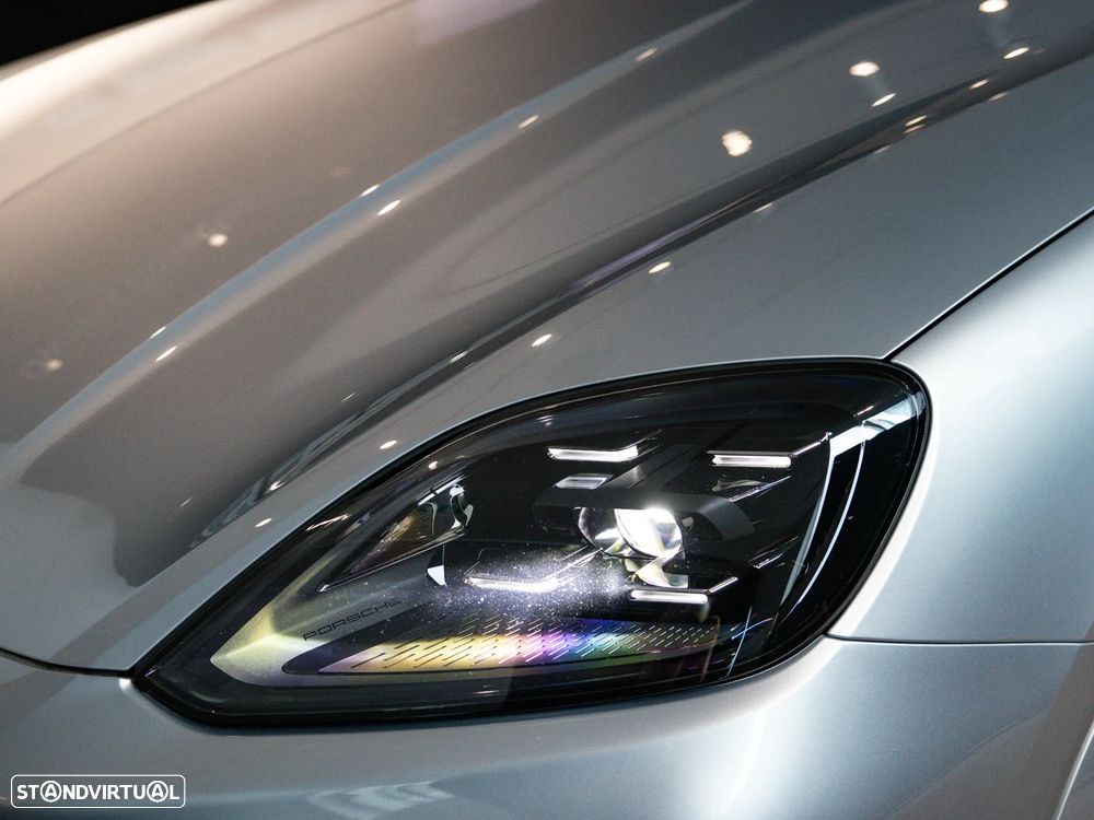 Porsche Cayenne E-Hybrid — fotografia 12