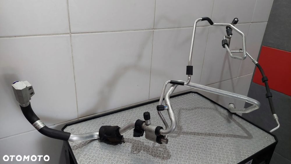 PRZEWODY KLIMATYZACJI AUDI A4 A5 B8 3,2 FSI R2009 NR 8K1260712B - 5