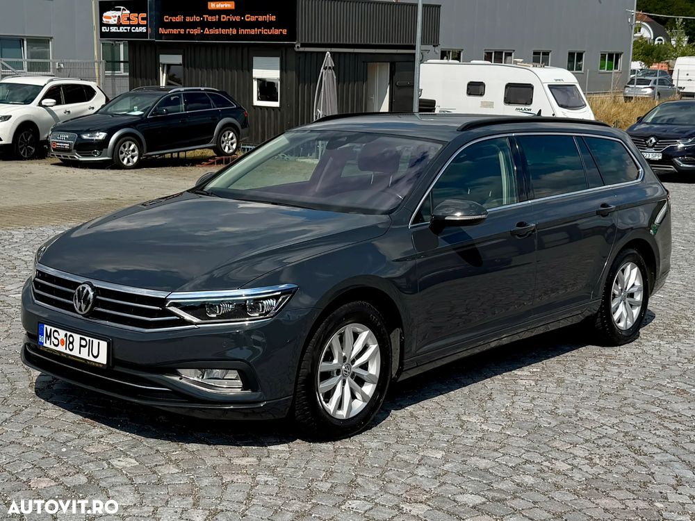 Volkswagen Passat 1.6 TDI SCR DSG Comfortline - 1