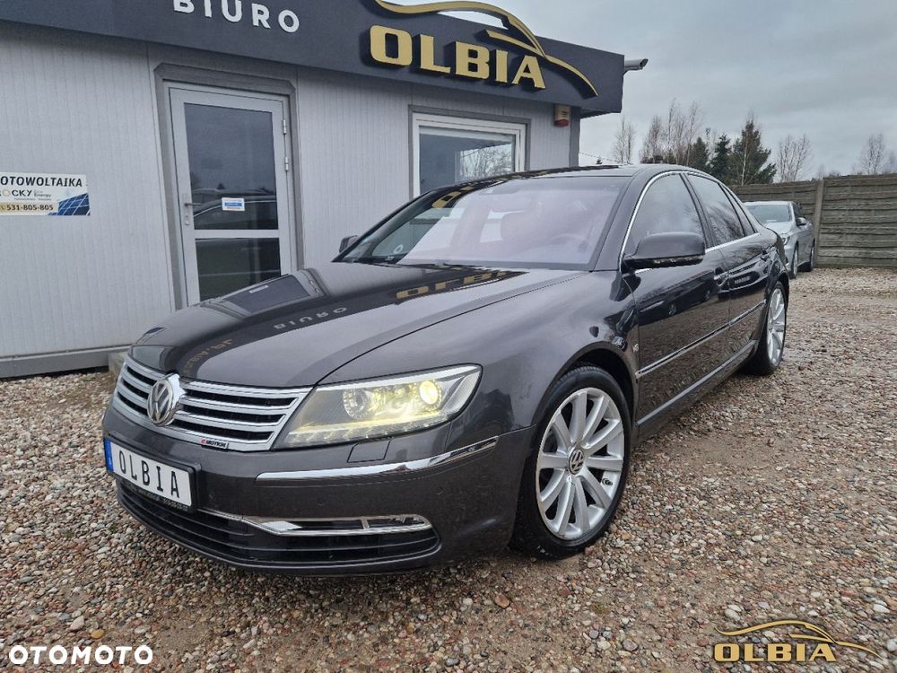 Volkswagen Phaeton - 1