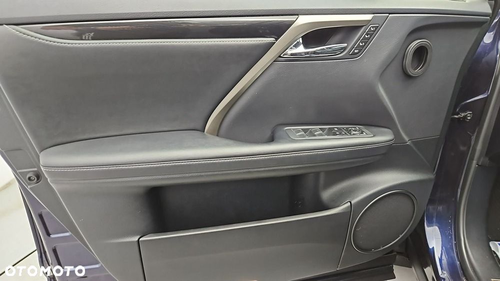 Lexus RX 450h Business Edition - 10