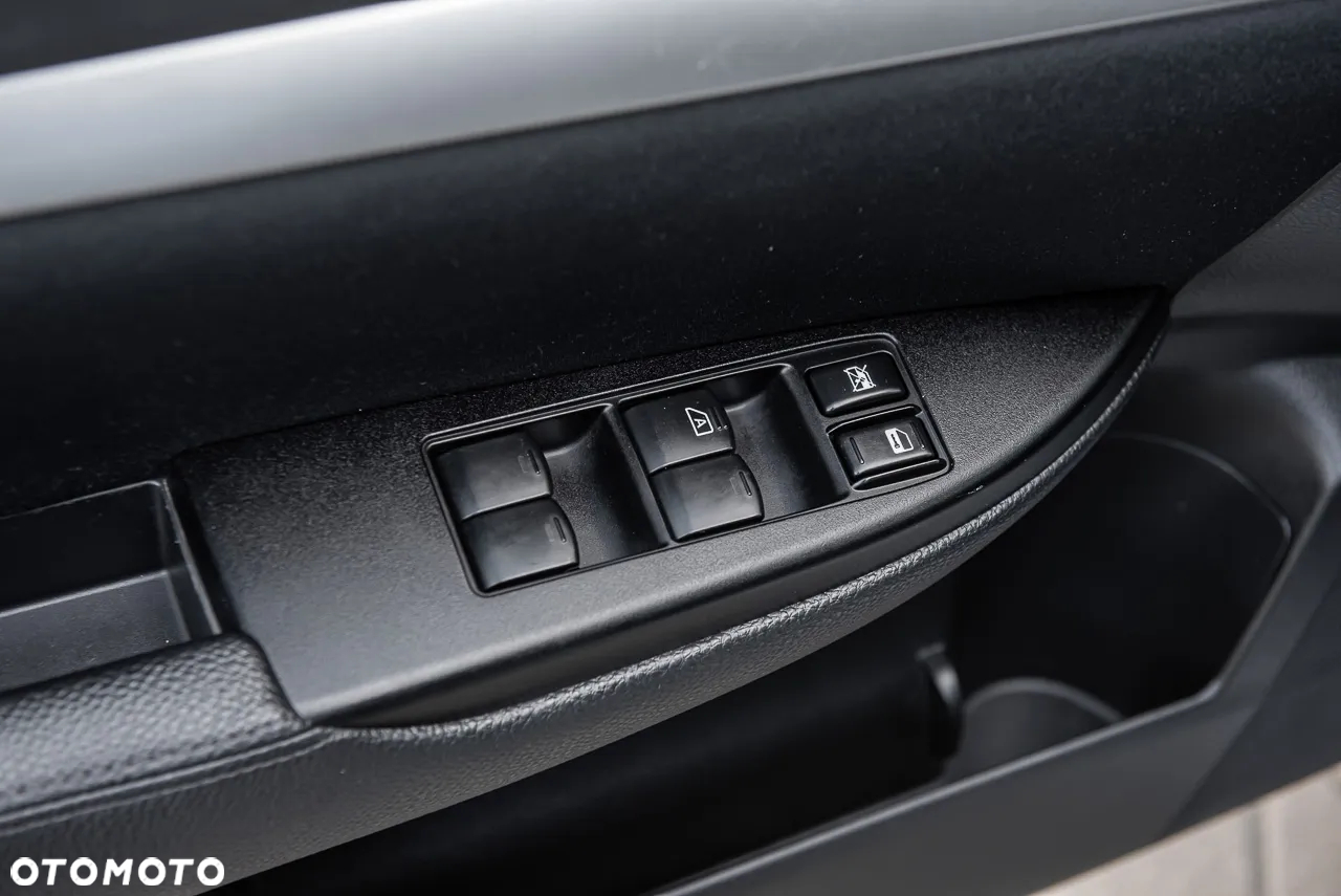 Subaru Legacy Kombi 2.0i Comfort - 17