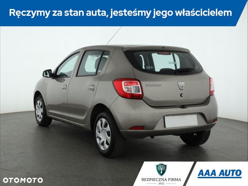Dacia Sandero - 5