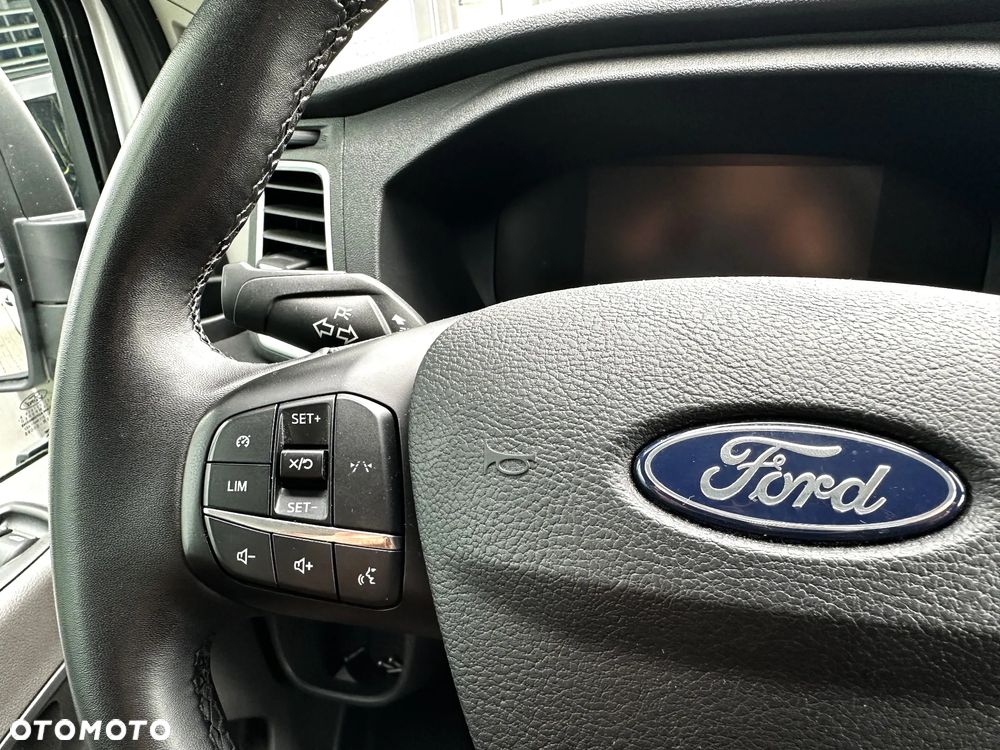 Ford Transit - 21