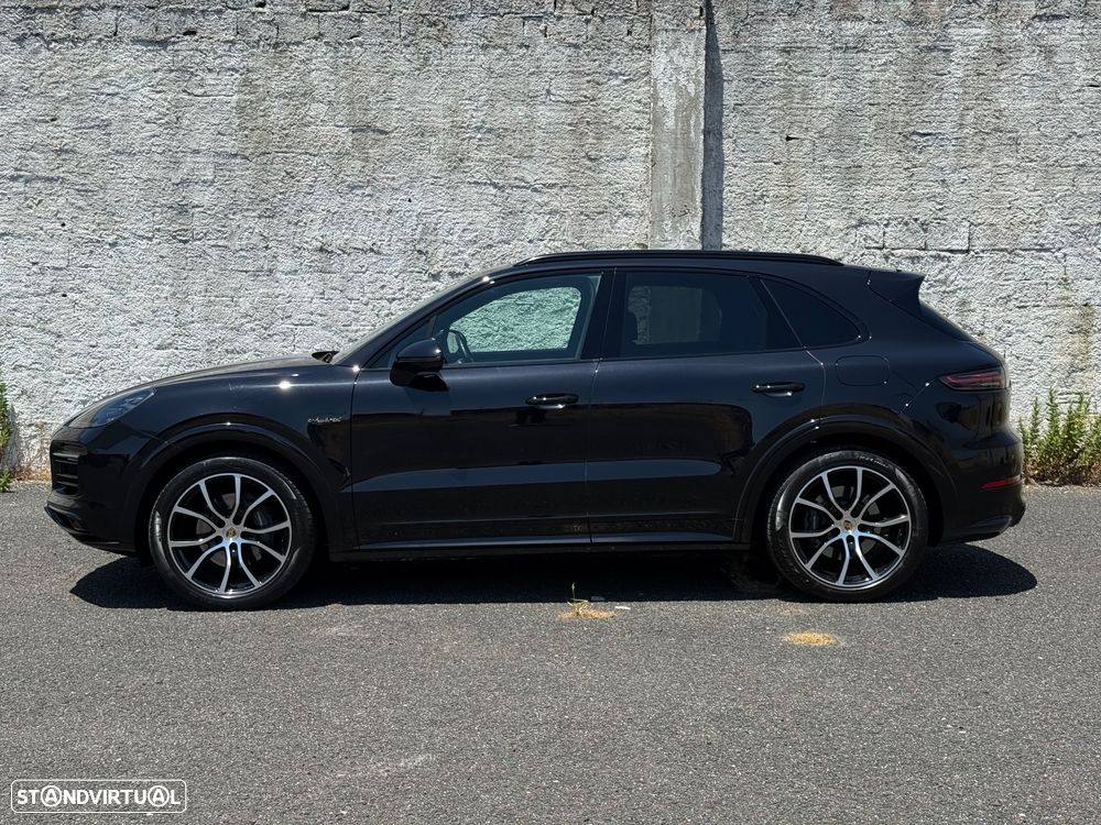Porsche Cayenne - 7